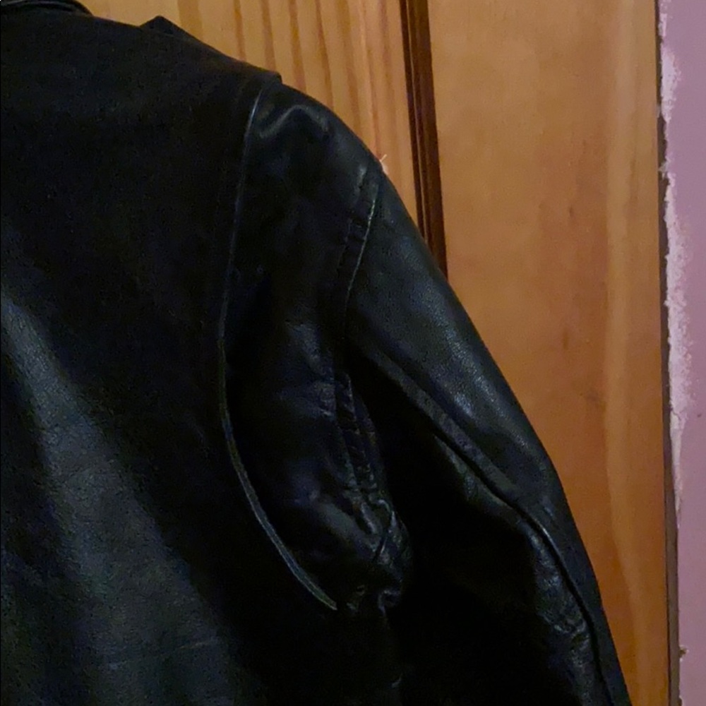 Nice Leather Jacket - image 6